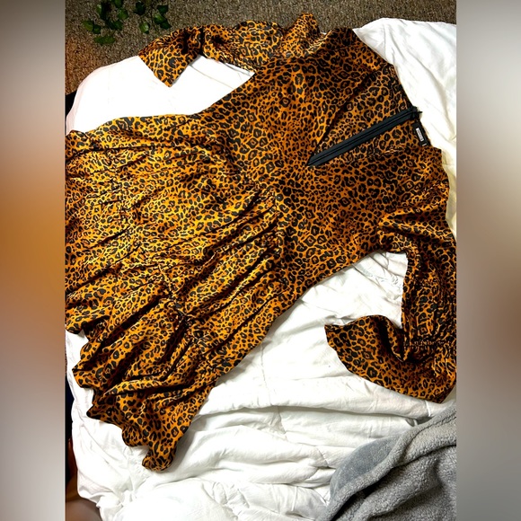 Short cheers print dress - Picture 1 of 1